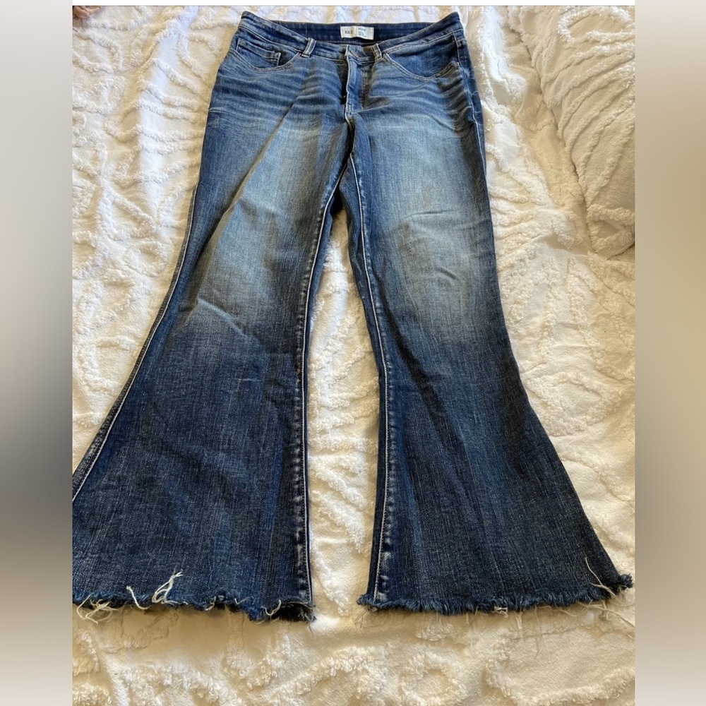 Buckle BKE Billie high rise super flare short inseam